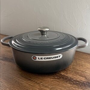 BNIB Le Creuset Oyster 6.75 Round Wide Enameled Cast Iron Dutch Oven